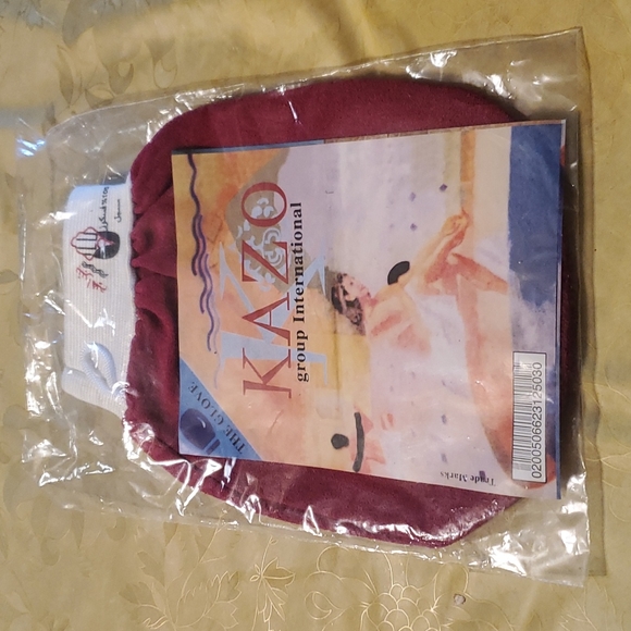 Brand new shower body scrub - Picture 1 of 2